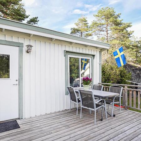 Cozy Home In Strmstad With Wifi Strömstad Esterno foto