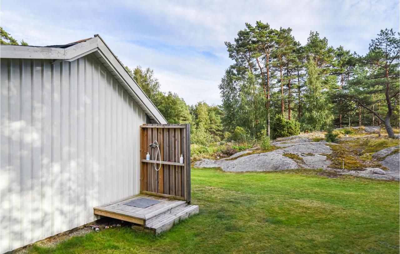 Cozy Home In Strmstad With Wifi Strömstad Esterno foto