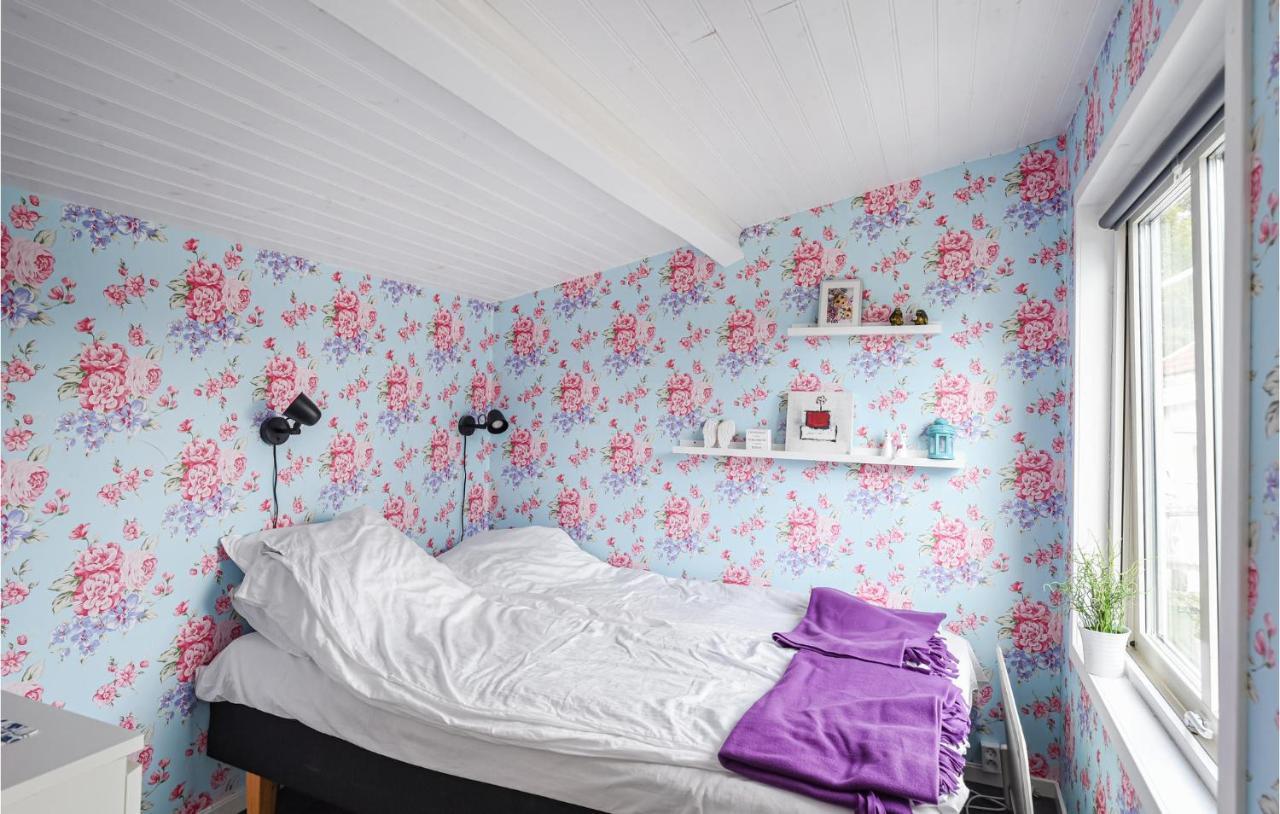 Cozy Home In Strmstad With Wifi Strömstad Esterno foto